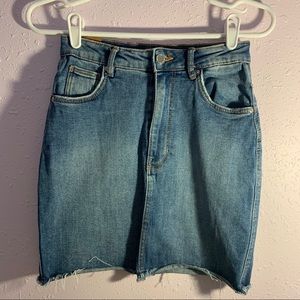 Zara blue denim skirt